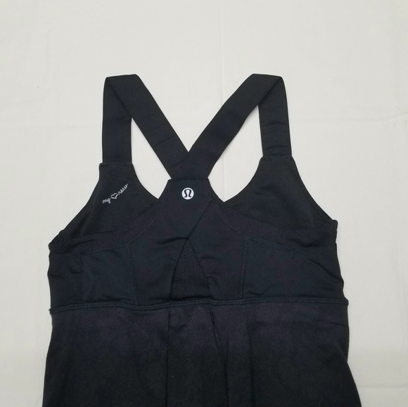 Lululemon Black MY HEART RACES Workout Active Yoga Tank Top,  size 6 - Picture 3 of 6